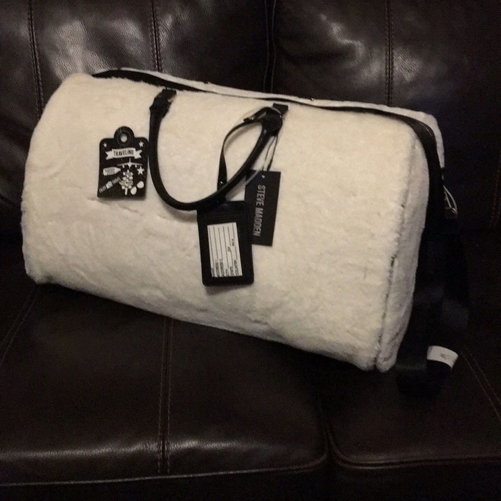 Steve Madden Faux Fur Travel Bag - Picture 2 of 5